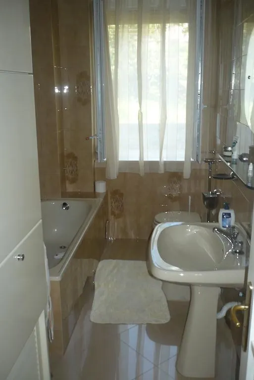 Apartment Armada Rijeka 0*,  Croatia